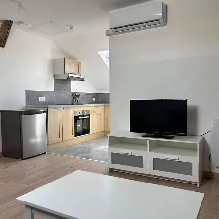 Super 2 Couchages - Iut - Parking Climatiseur Appartamento *